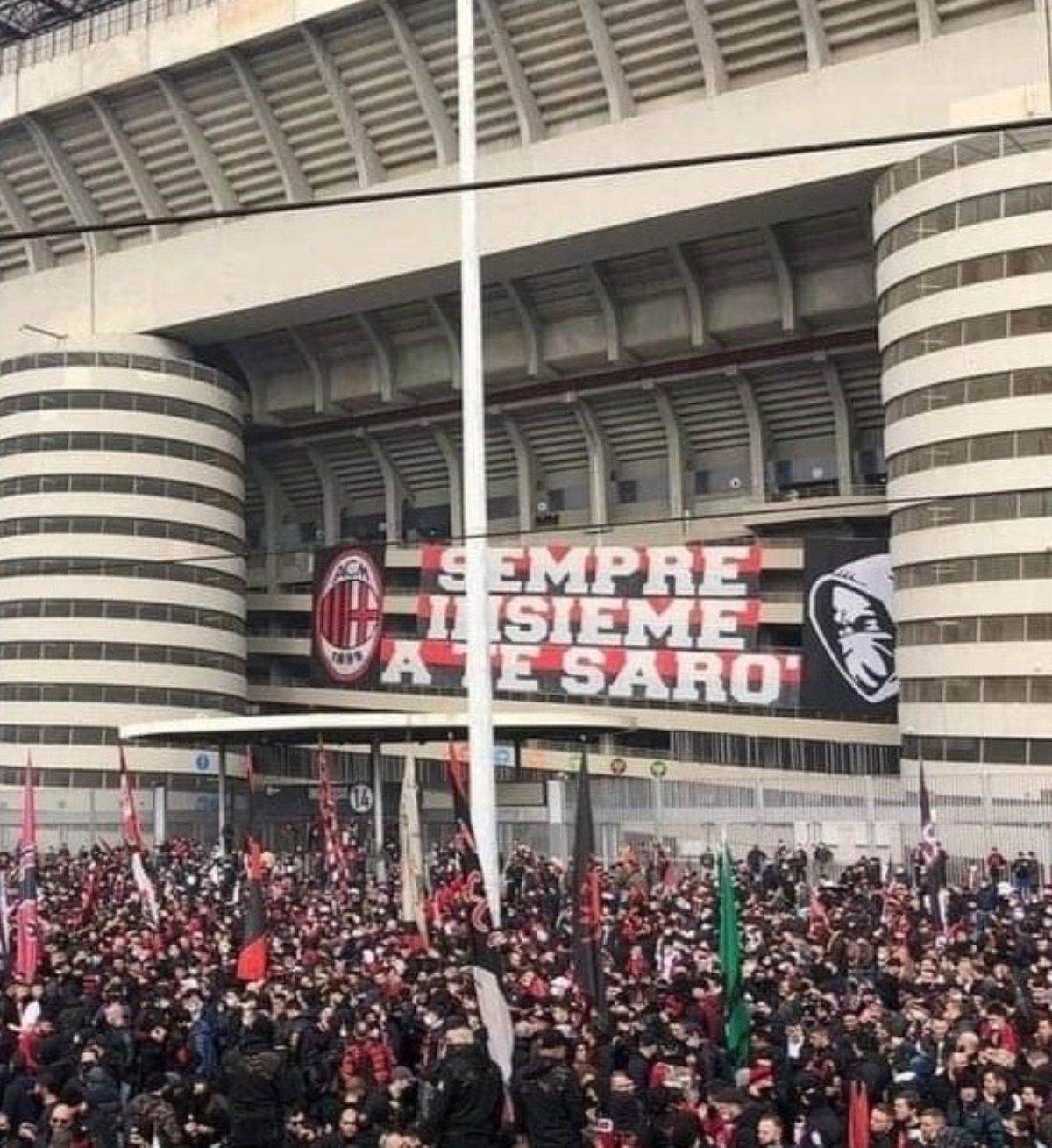 calciatore gay inter milan storia sconvolgente