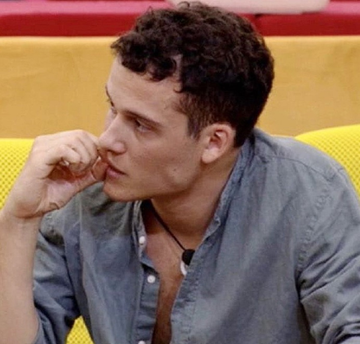Edoardo Donnamaria aggredito 