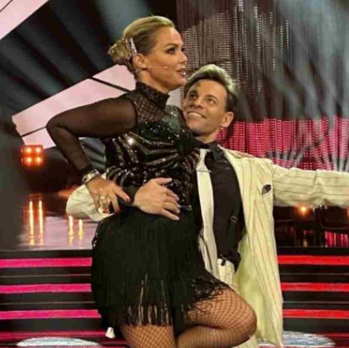 “C’è una frattura”. Ballando con le Stelle, brutte notizie per Sonia