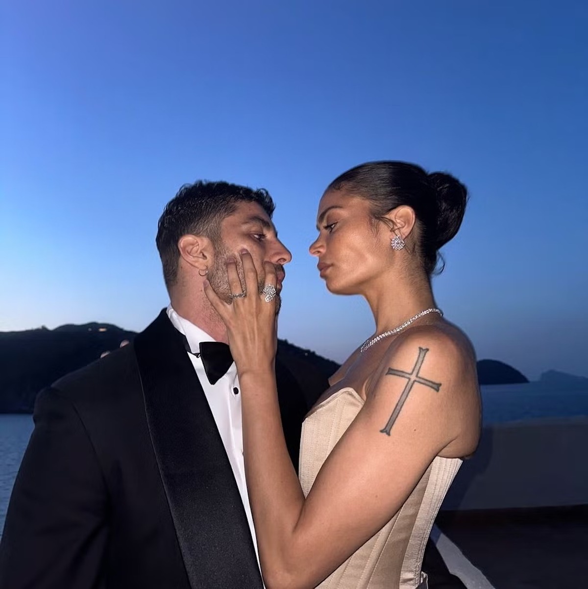 Elodie ha comprato un capannone da Andrea Iannone, sottoscrivendo un mutuo da 600mila euro