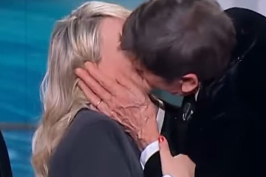 Gianni Morandi Bacio Vip