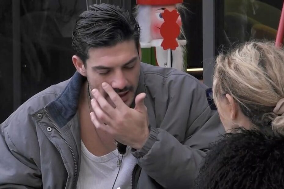 Grande Fratello, una frase di Lorenzo fa infuriare il pubblico