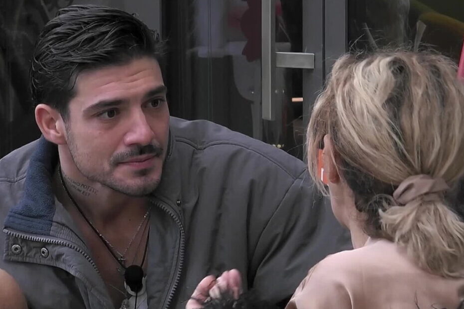 Grande Fratello, Lorenzo si confida con Eva