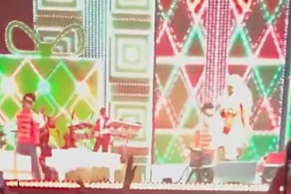 Rissa durante il concerto di Mariah Carey