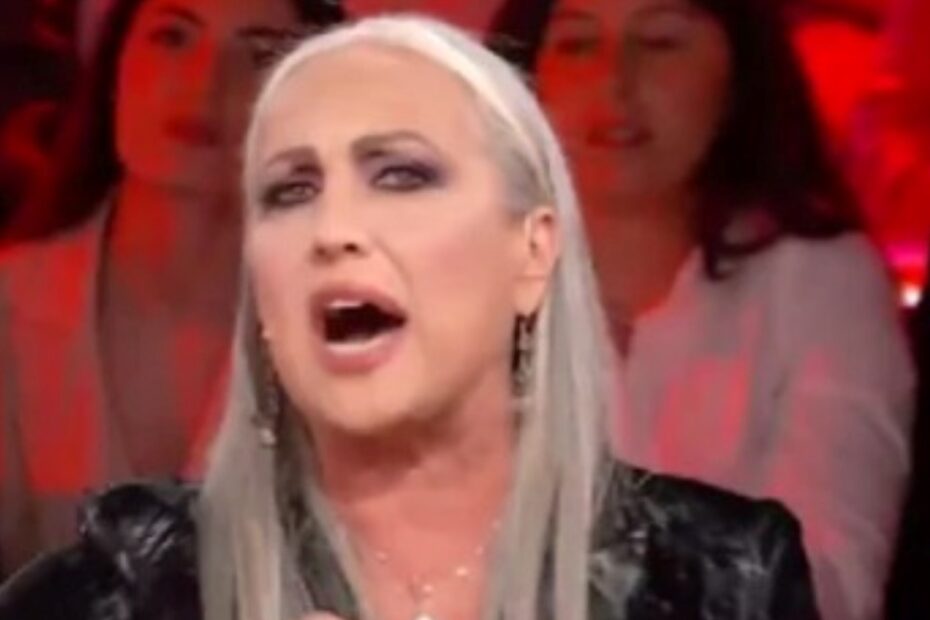 amici lite alessandra celentano deborah lettieri