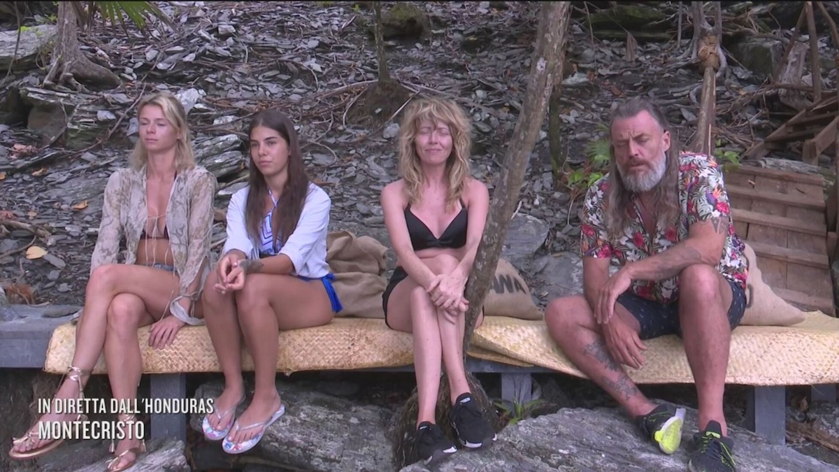 Isola dei Famosi, Camila Giorgi in infermeria