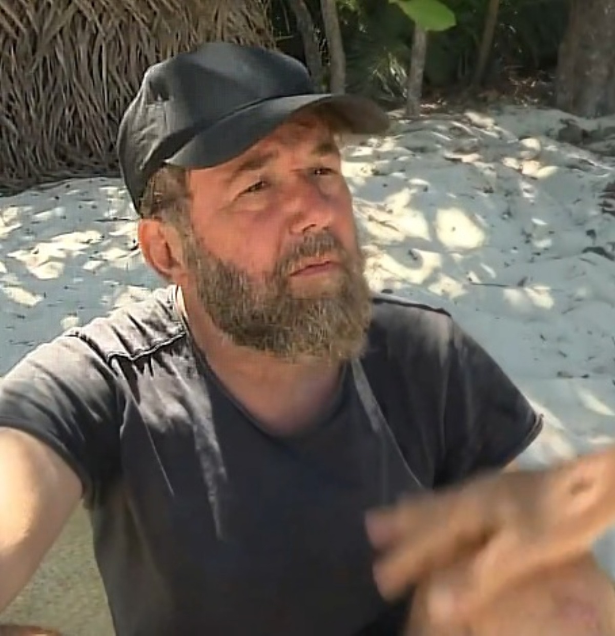 isola famosi patrizia rossetti contro mario adinolfi