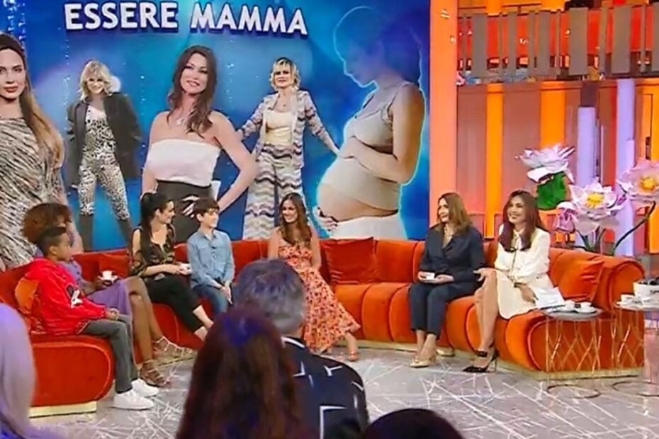 manuela arcuri figlio mattia prima volta tv