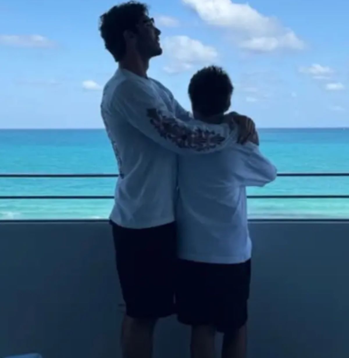 Stefano De Martino Figlio Santiago