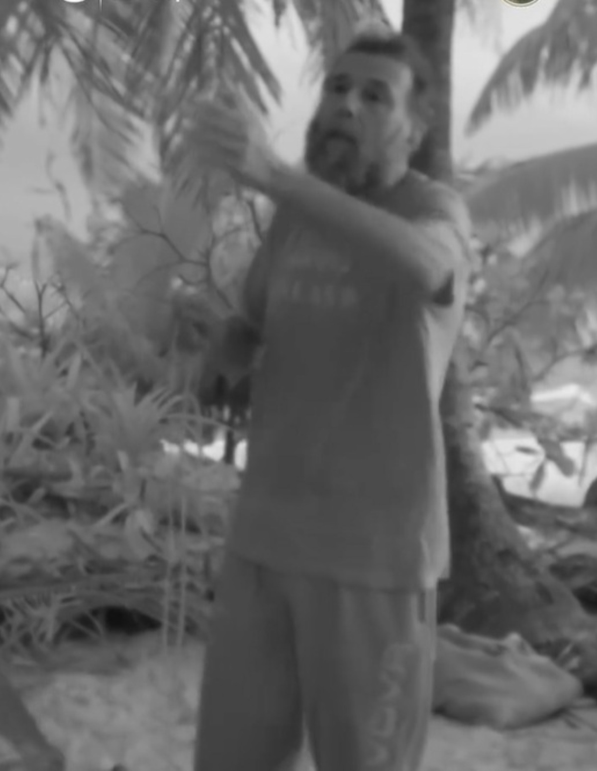 isola famosi paolo dino hai rotto