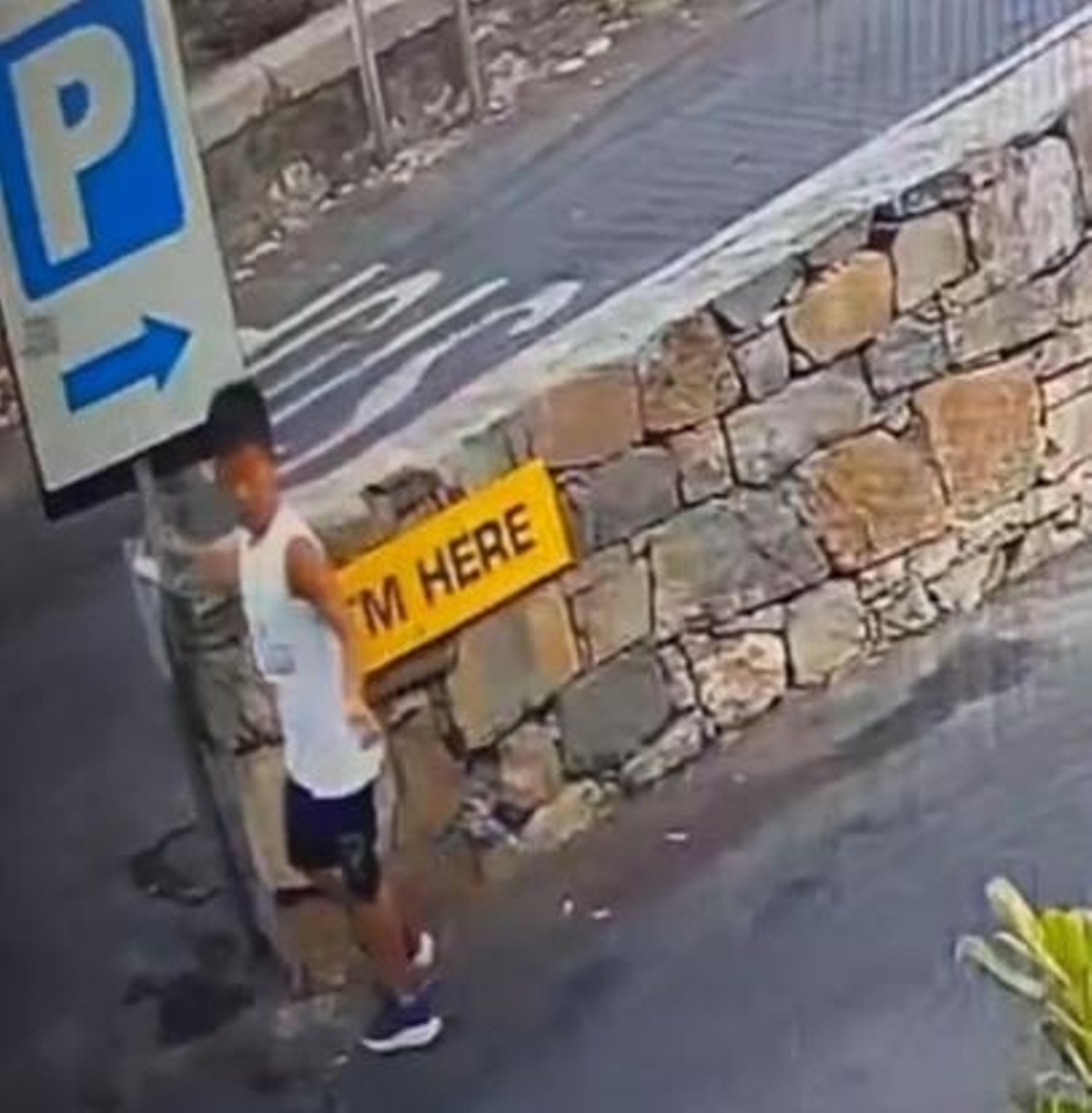 bambino scomparso ritrovato camminato 3 km