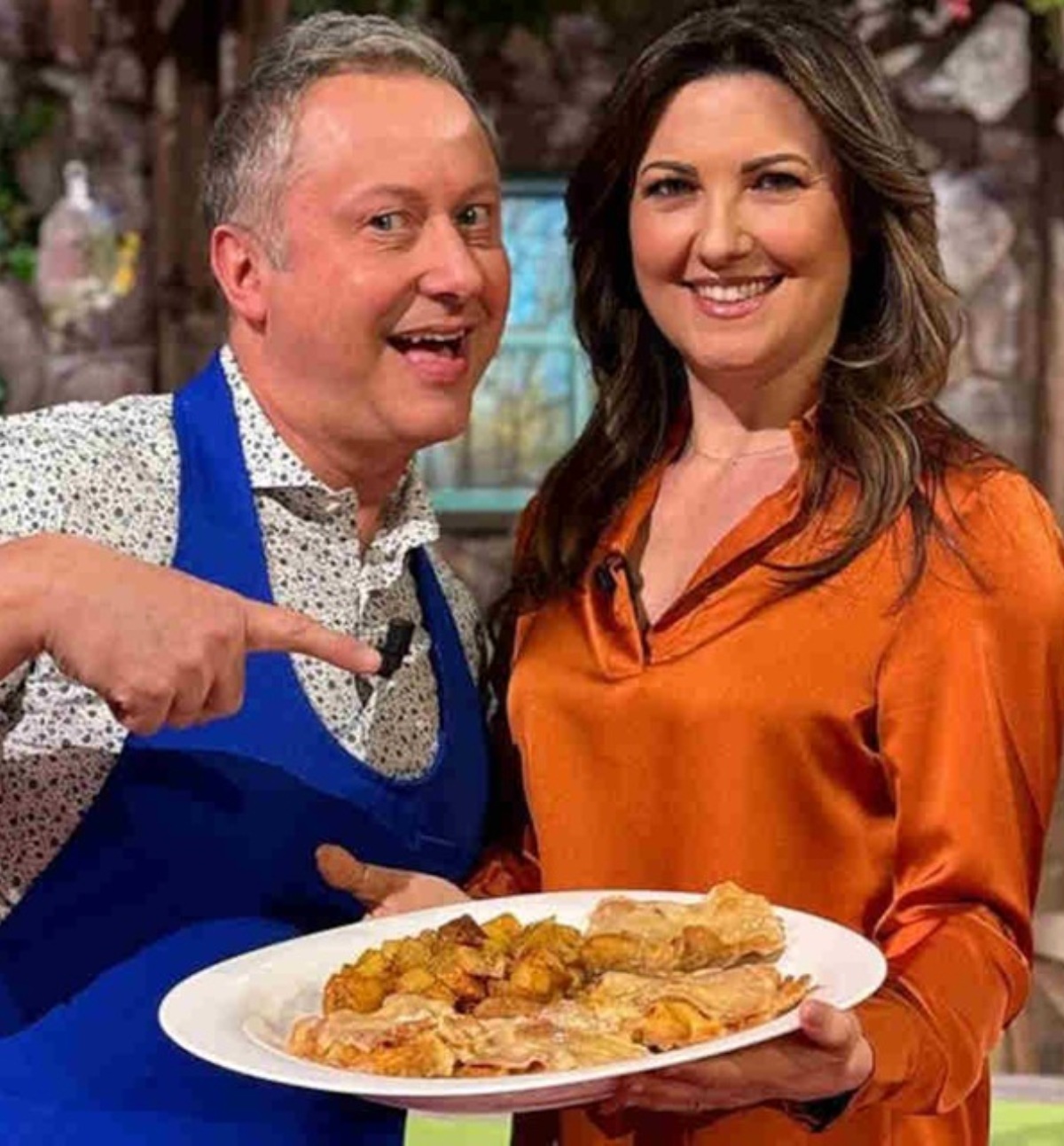 giovanna civitillo è sempre mezzogiorno cacciata