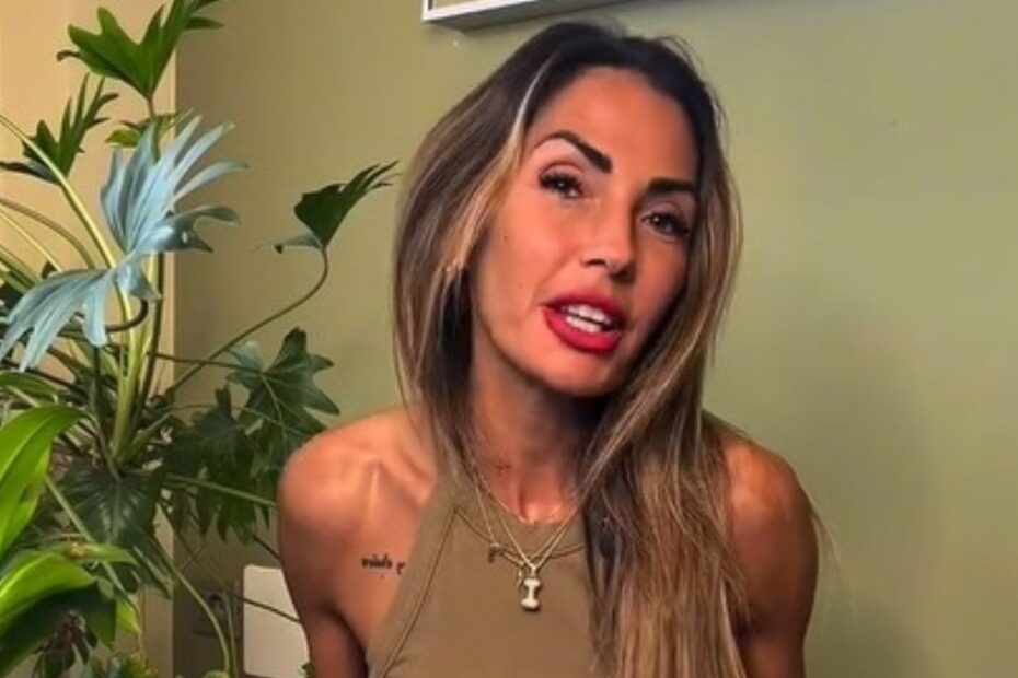 ida platano senza reggiseno attacchi risposta