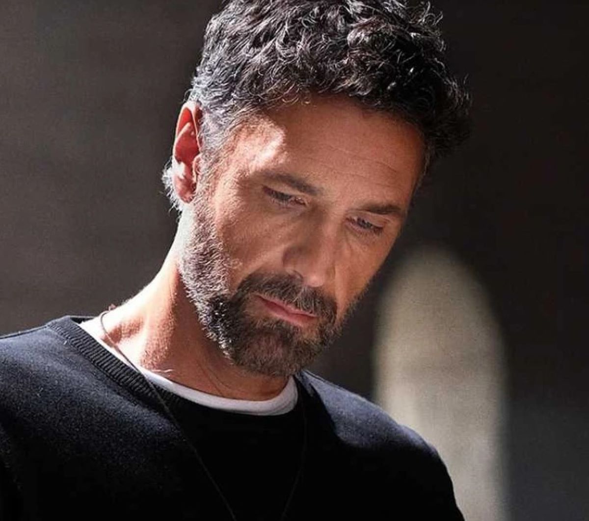 Raoul Bova Monzino Corona