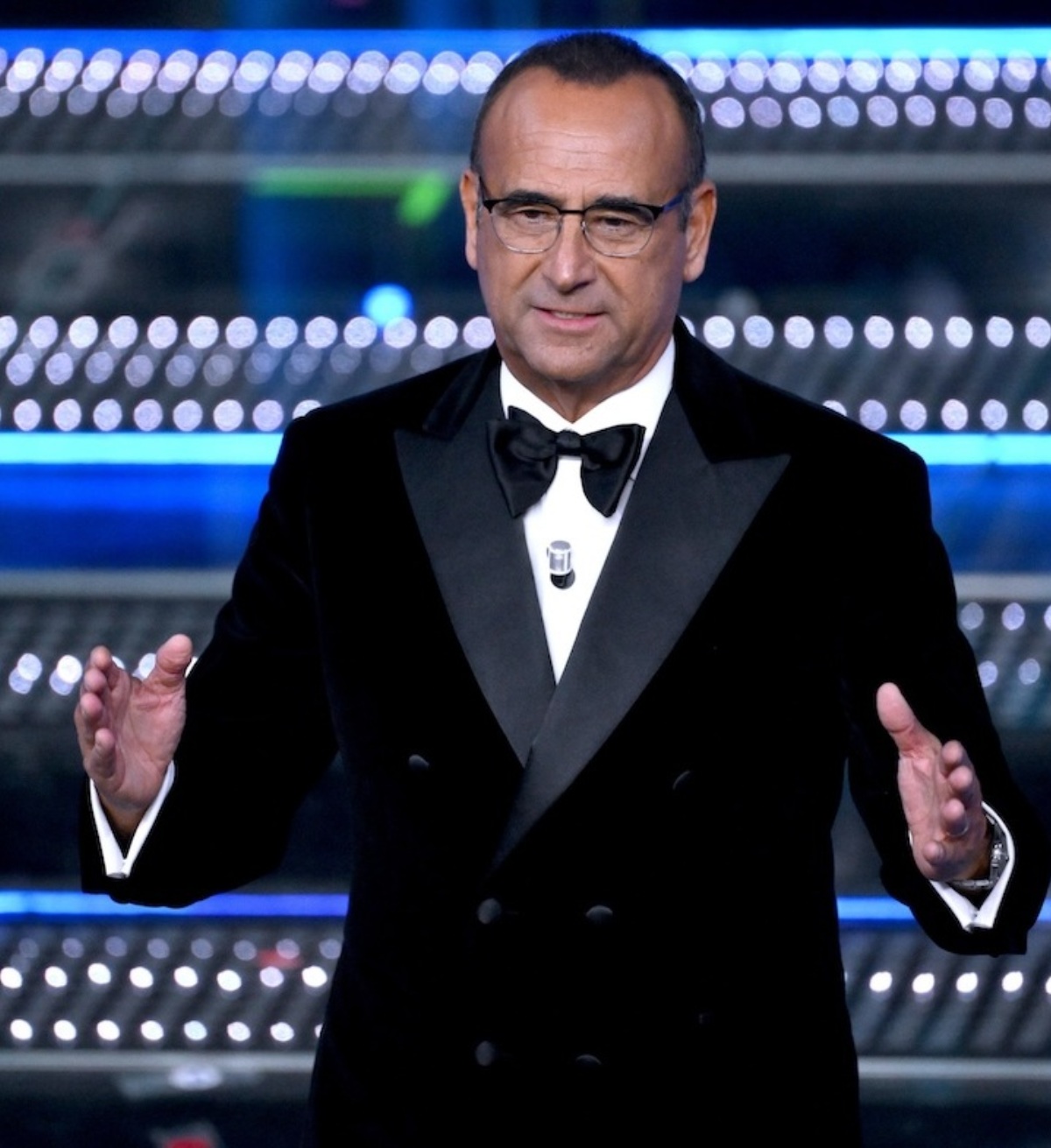 pippo baudo sanremo statua camerino intitolato