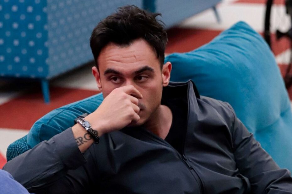 nicola pisu ex gf messaggio choc
