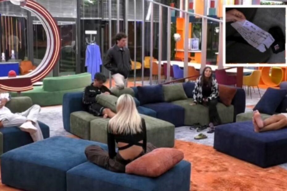 grande fratello bigliettino errore clamoroso