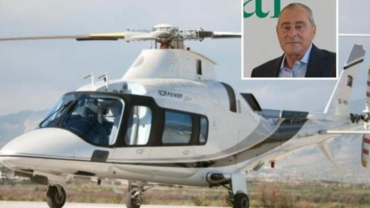 Soccorritori tra i boschi dopo la tragedia dell’elicottero