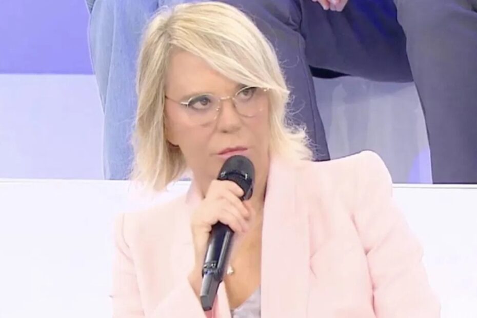 maria de filippi mai vista così