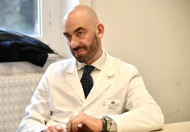 Immagine di reparto ospedaliero pronto all'emergenza influenza