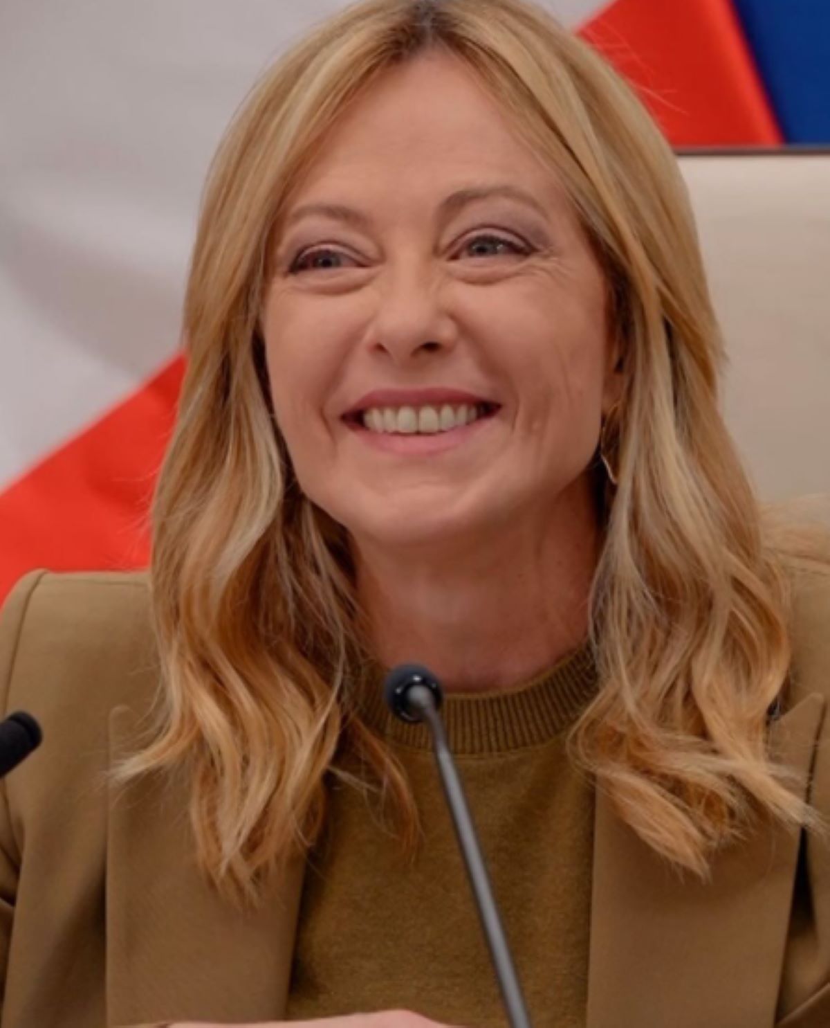 Giorgia Meloni Regalo Natale