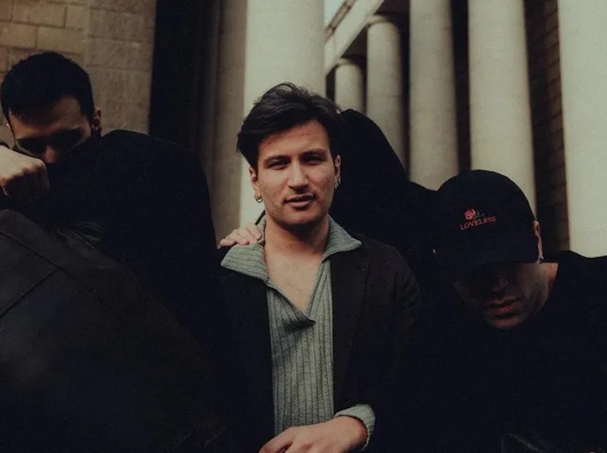 Chi è Eddie Brock, cantante a Sanremo 2026: età, altezza, peso, carriera, nome vero, origini e fidanzata