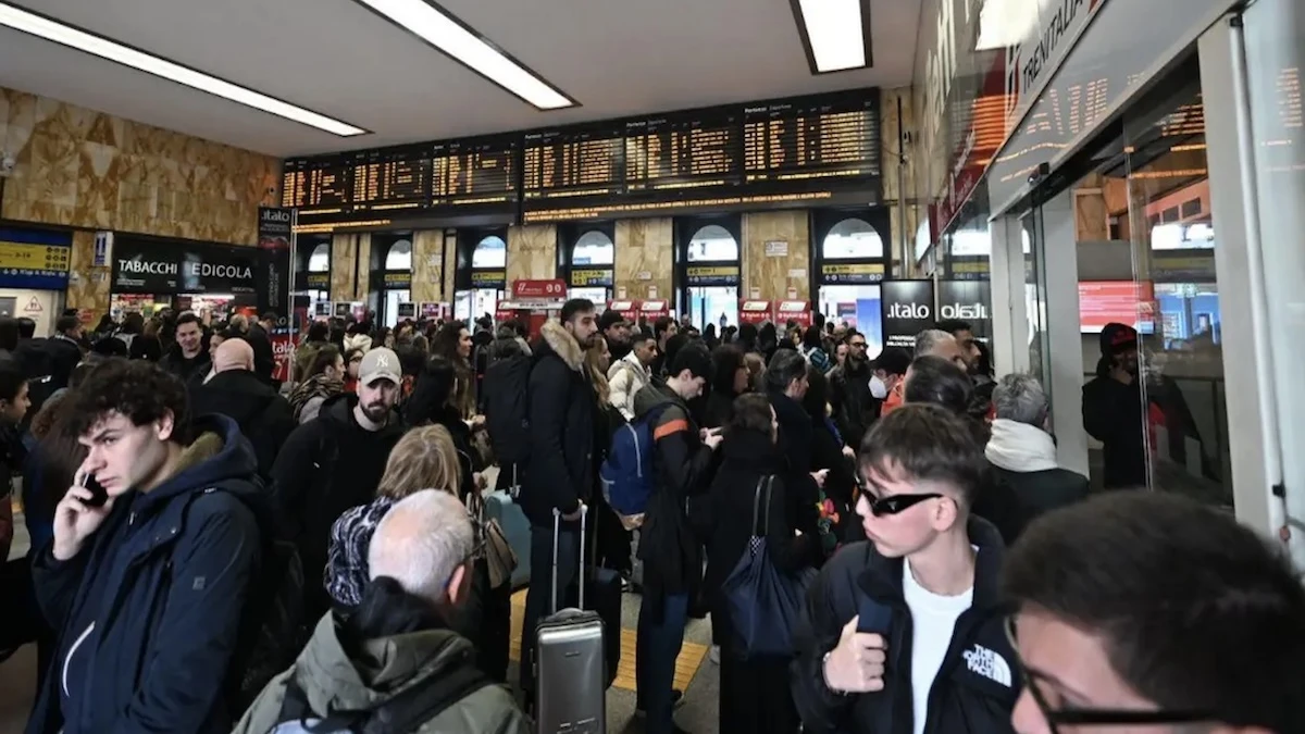 Verifiche delle forze dell’ordine dopo i danneggiamenti sulle linee ferroviarie