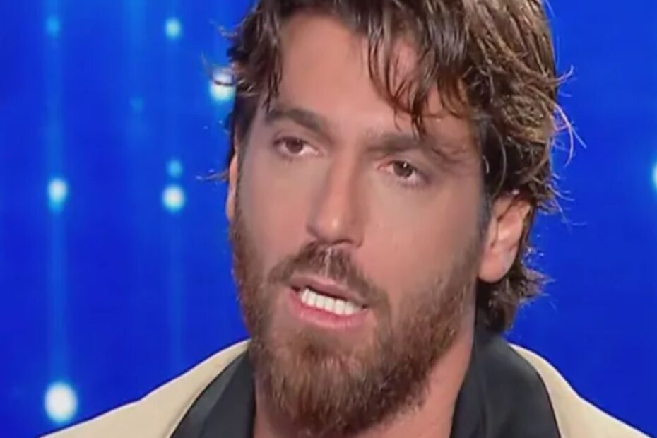 Can Yaman Rai