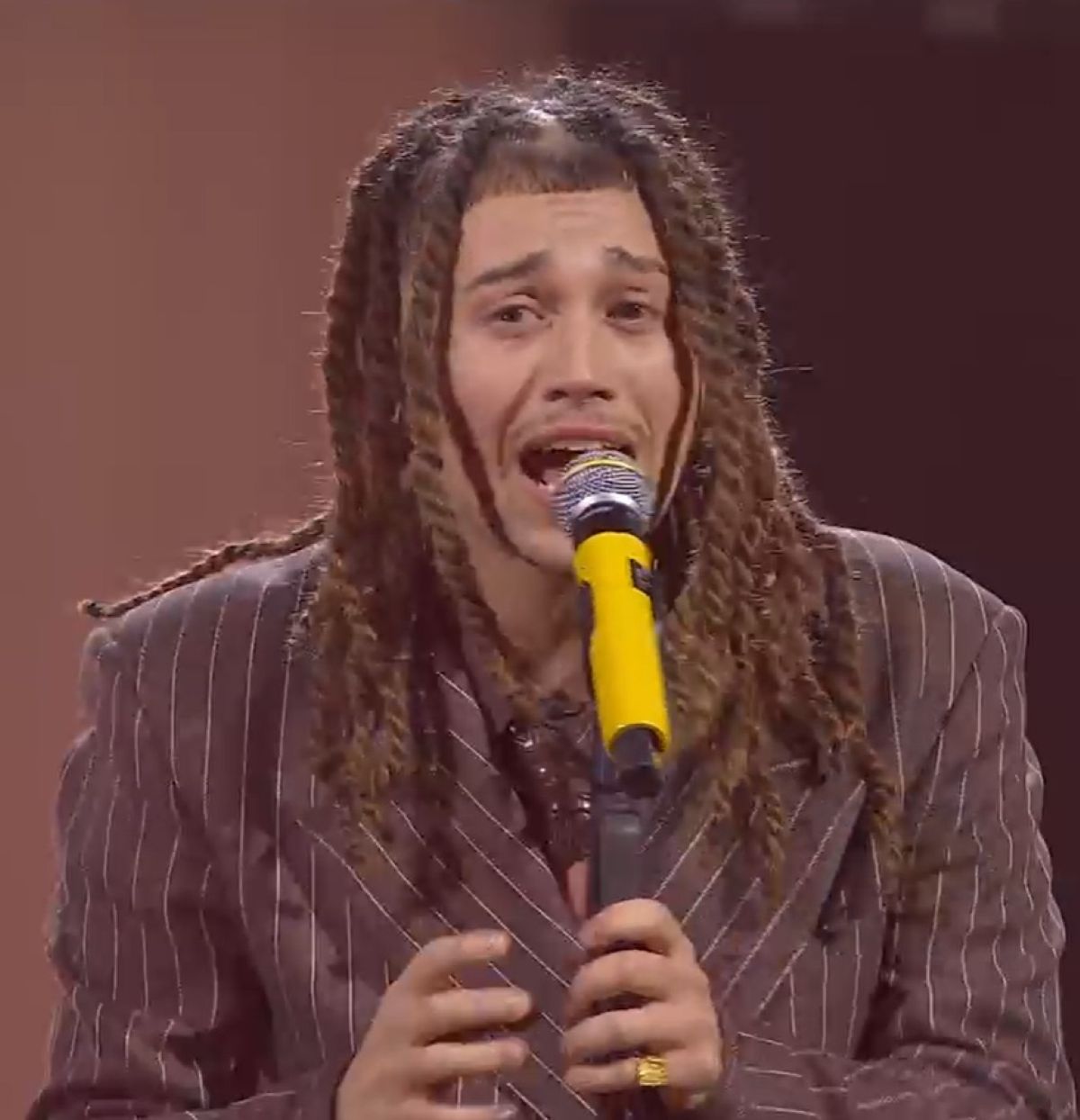 sanremo conti pausini sbagliano nome