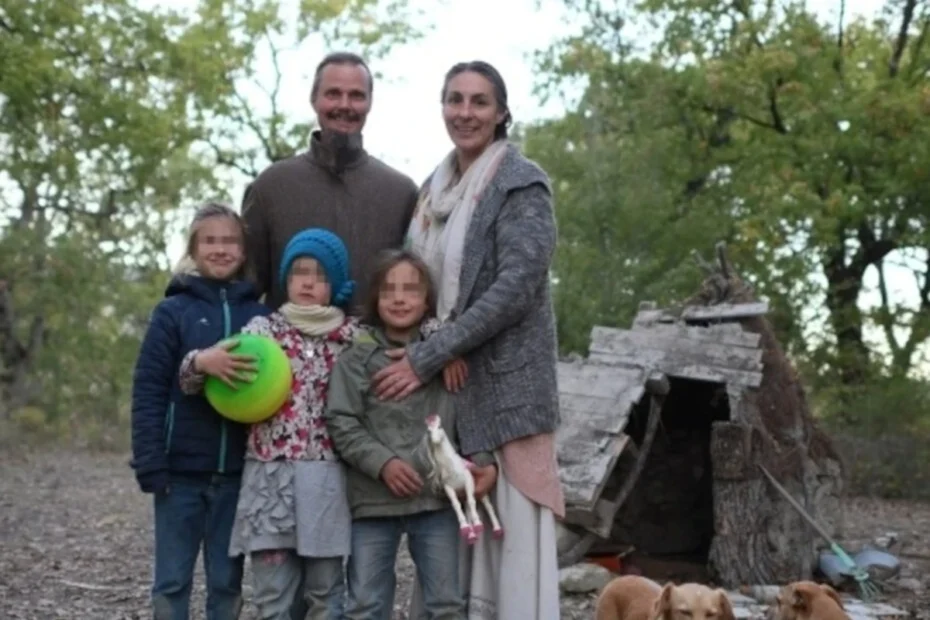 Interni della struttura protetta dove si trovano i figli della famiglia del bosco