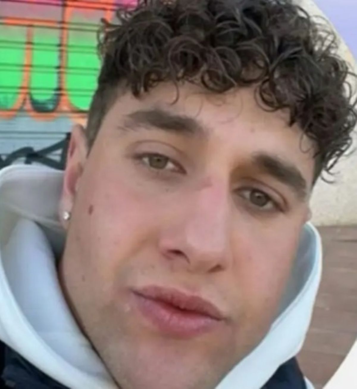 andrea ucciso coltellate papà confessa