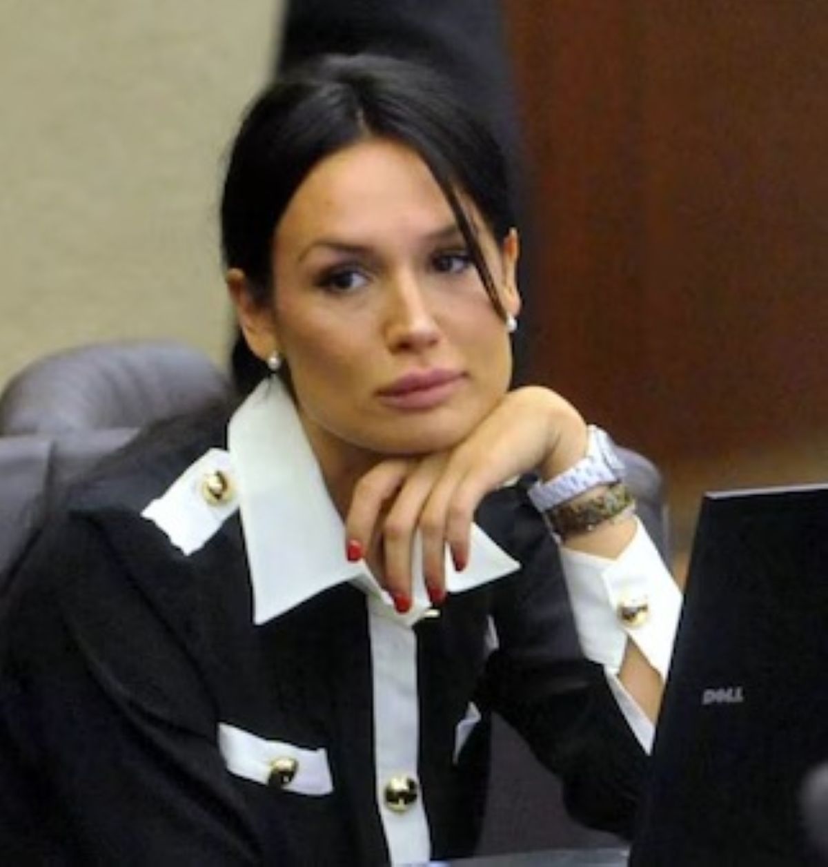 nicole minetti fatti gravissimi