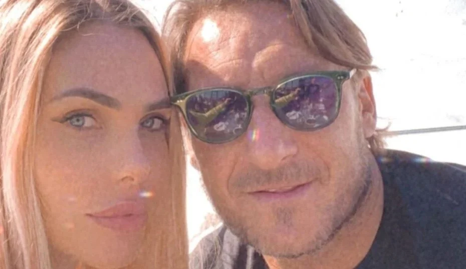“Finalmente insieme per Isabel”. Totti e Ilary, la comunione della figlia riaccende l’attenzione dei fan