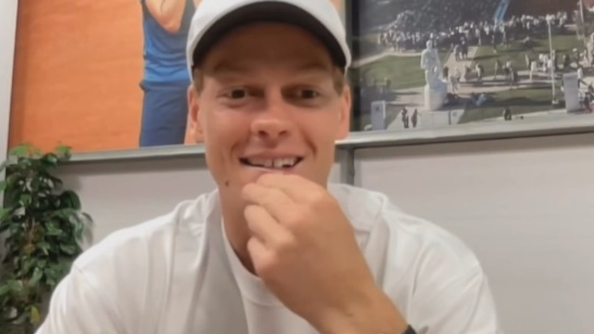 200 successo ancora jannik sinner male dopo la vittoria a wimbledon la rivelazione da Caffeinamagazine.it 200 successo ancora jannik sinner male dopo la vittoria a wimbledon la rivelazione