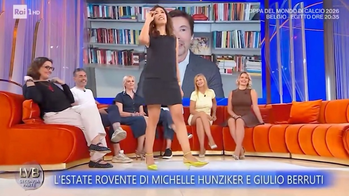 scusa ma io8230 caterina balivo interrompe l8217ospite poi la confessione a pubblico e autori da Caffeinamagazine.it scusa ma io8230 caterina balivo interrompe l8217ospite poi la confessione a pubblico e autori