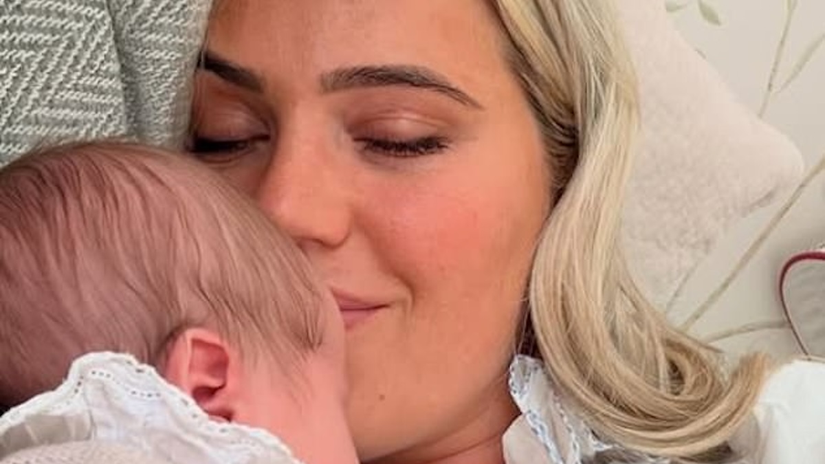 vi presento orlando fiocco azzurro per la famosa della tv mamma per la seconda volta e gioia immensa da Caffeinamagazine.it vi presento orlando fiocco azzurro per la famosa della tv mamma per la seconda volta e gioia immensa