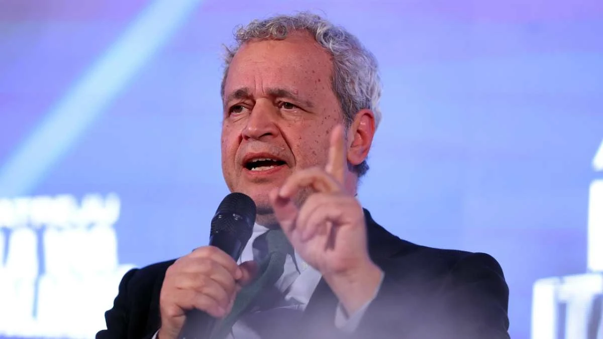 addio enrico mentana la proposta 232 clamorosa da Caffeinamagazine.it addio enrico mentana la proposta 232 clamorosa