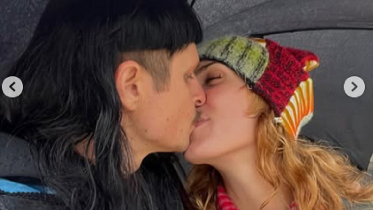 ti amer242 per sempre musica in lutto il dolore dopo la tragica scomparsa del cantante la fidanzata rompe il silenzio da Caffeinamagazine.it ti amer242 per sempre musica in lutto il dolore dopo la tragica scomparsa del cantante la fidanzata rompe il silenzio