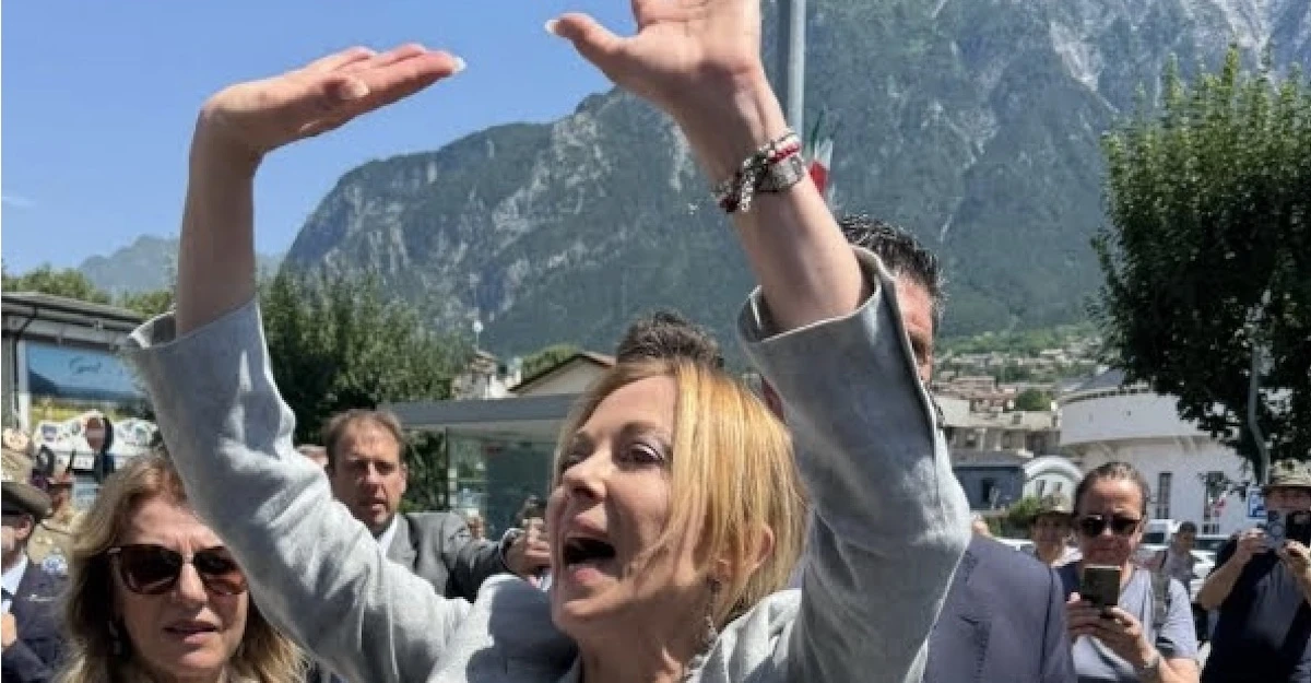 Giorgia Meloni al raduno degli Alpini a Gemona del Friuli