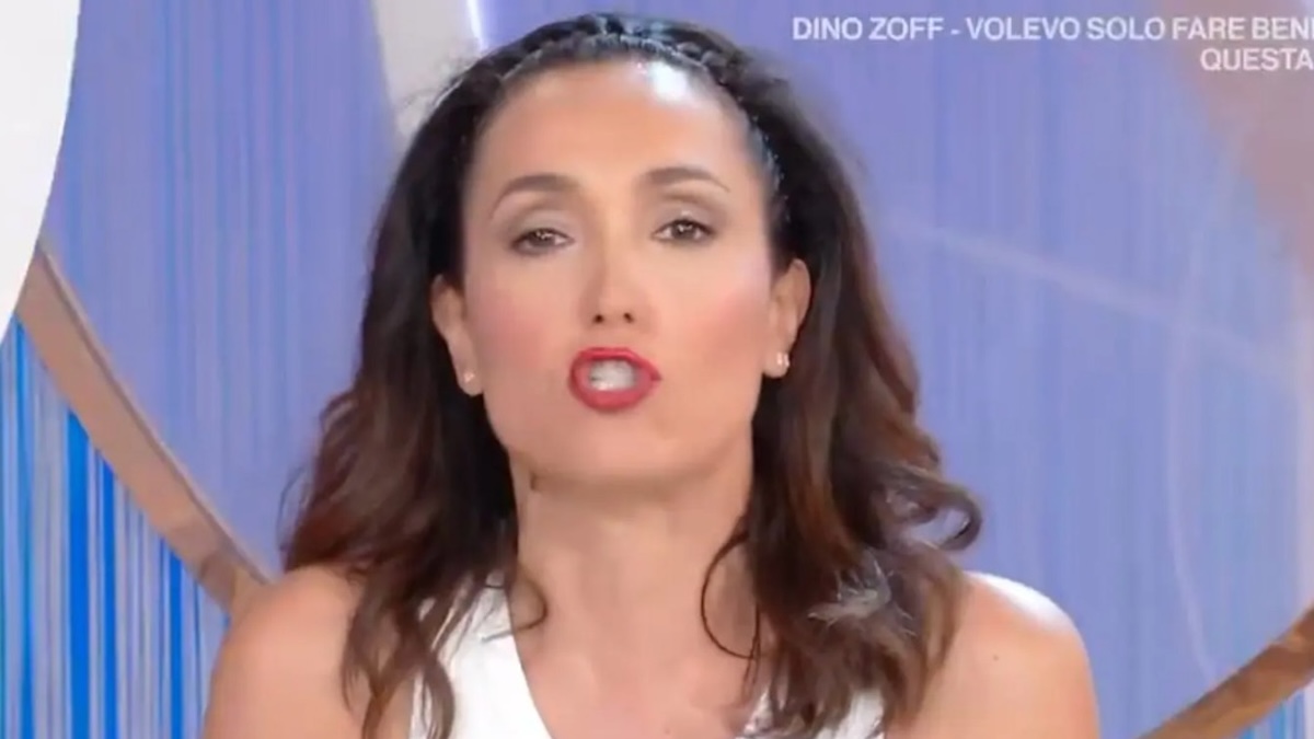 male male caterina balivo arriva la notizia peggiore da Caffeinamagazine.it male male caterina balivo arriva la notizia peggiore