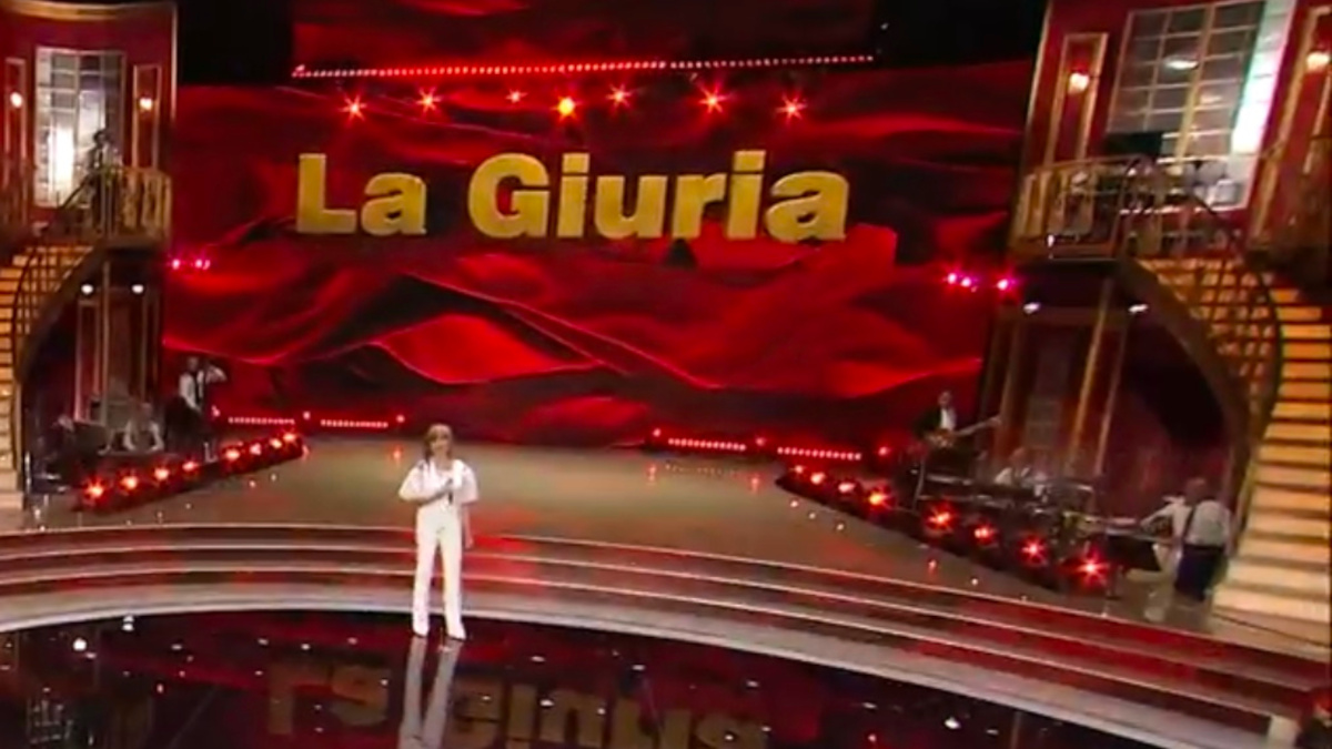 200 lei ballando con le stelle colpo di scena sulla la nuova giudice da Caffeinamagazine.it 200 lei ballando con le stelle colpo di scena sulla la nuova giudice