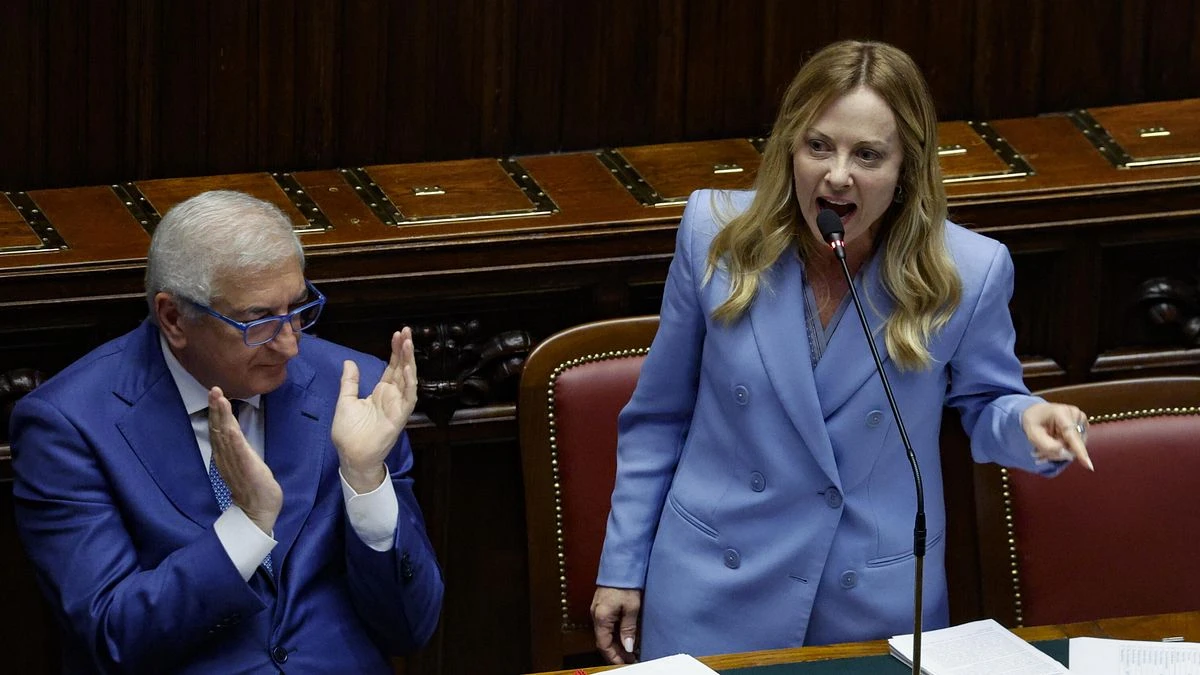 meloni premier inginocchiato caos alla camera la replica di giorgia 232 feroce da Caffeinamagazine.it meloni premier inginocchiato caos alla camera la replica di giorgia 232 feroce