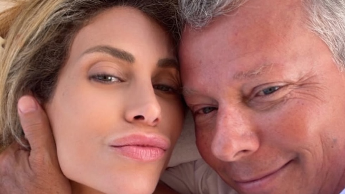 60enne ricco e pure rocco paola caruso polemiche sul nuovo fidanzato chi 232 da Caffeinamagazine.it 60enne ricco e pure rocco paola caruso polemiche sul nuovo fidanzato chi 232