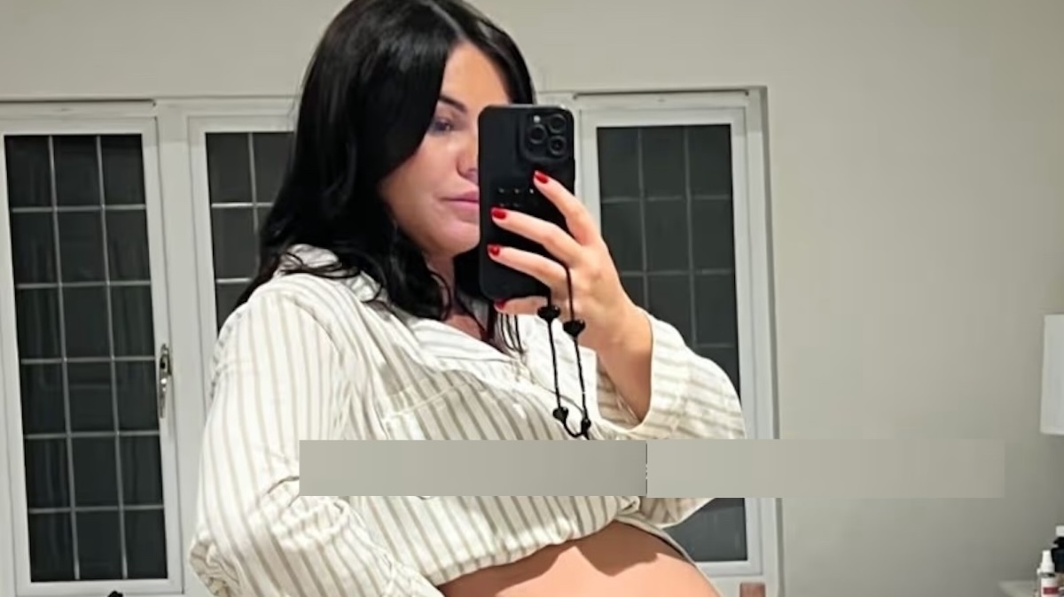 sto esplodendo il volto della tv mostra orgogliosa il suo pancione solo pochi giorni e sar224 di nuovo mamma da Caffeinamagazine.it sto esplodendo il volto della tv mostra orgogliosa il suo pancione solo pochi giorni e sar224 di nuovo mamma