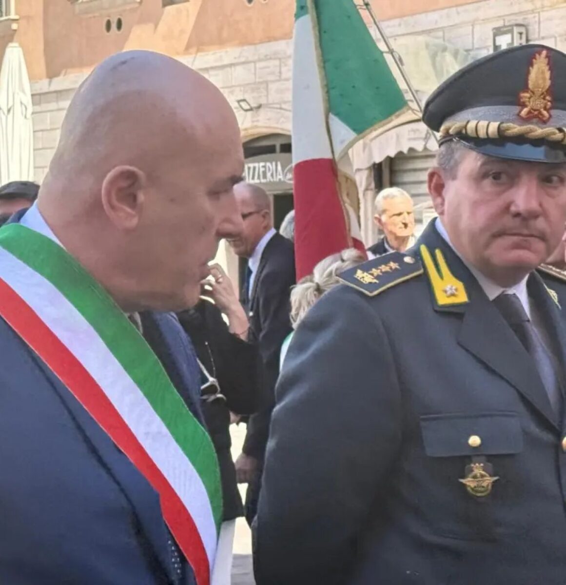 bandecchi indagato corruzione