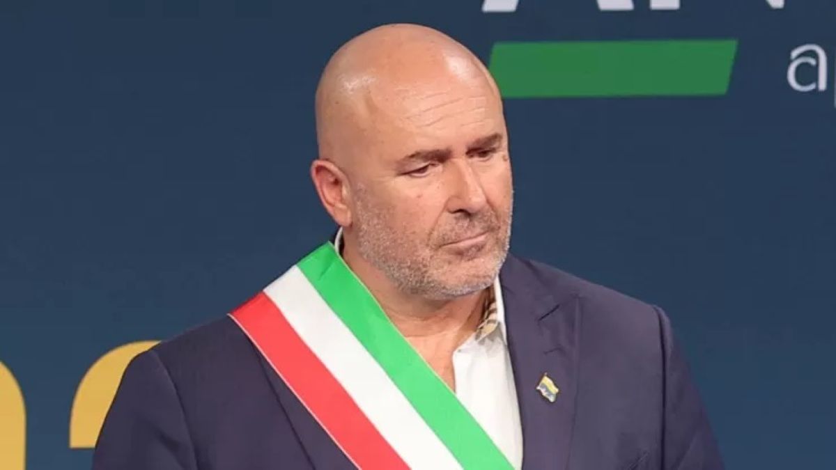 accusa grave terremoto nella politica stefano bandecchi indagato con altre due persone da Caffeinamagazine.it accusa grave terremoto nella politica stefano bandecchi indagato con altre due persone