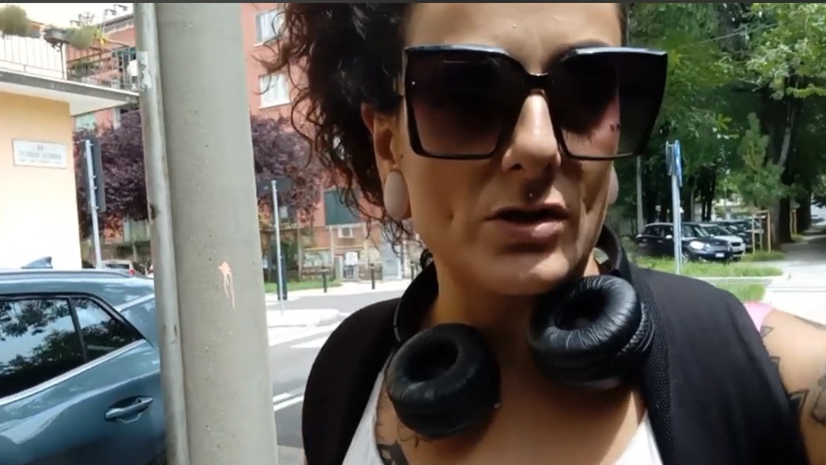 l8217elemosina per vivere il dramma della famosa italiana da idolo a senza tetto da Caffeinamagazine.it l8217elemosina per vivere il dramma della famosa italiana da idolo a senza tetto