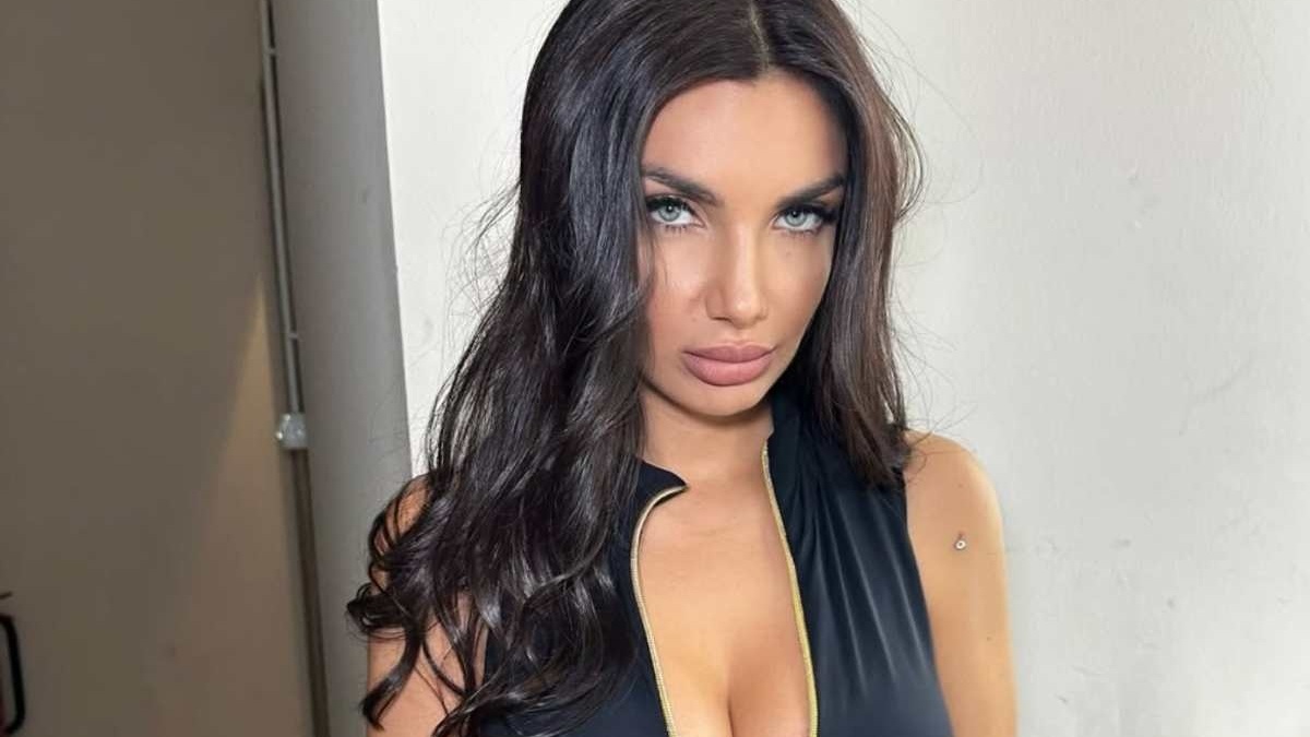 stanca di questa me elettra lamborghini fuori di s233 cosa le hanno fatto finitela da Caffeinamagazine.it stanca di questa me elettra lamborghini fuori di s233 cosa le hanno fatto finitela