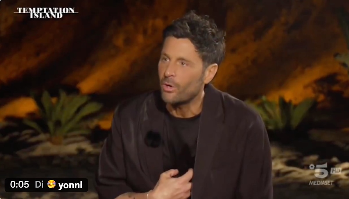 no dovete sentire temptation island filippo bisciglia interrompe tutto e la frase colpisce il pubblico da Caffeinamagazine.it no dovete sentire temptation island filippo bisciglia interrompe tutto e la frase colpisce il pubblico