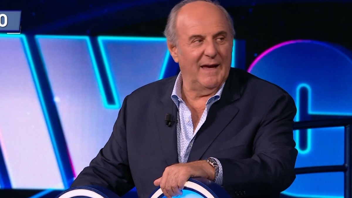 la ruota della fortuna in estate 232 scoppiato il caos a mediaset da Caffeinamagazine.it la ruota della fortuna in estate 232 scoppiato il caos a mediaset